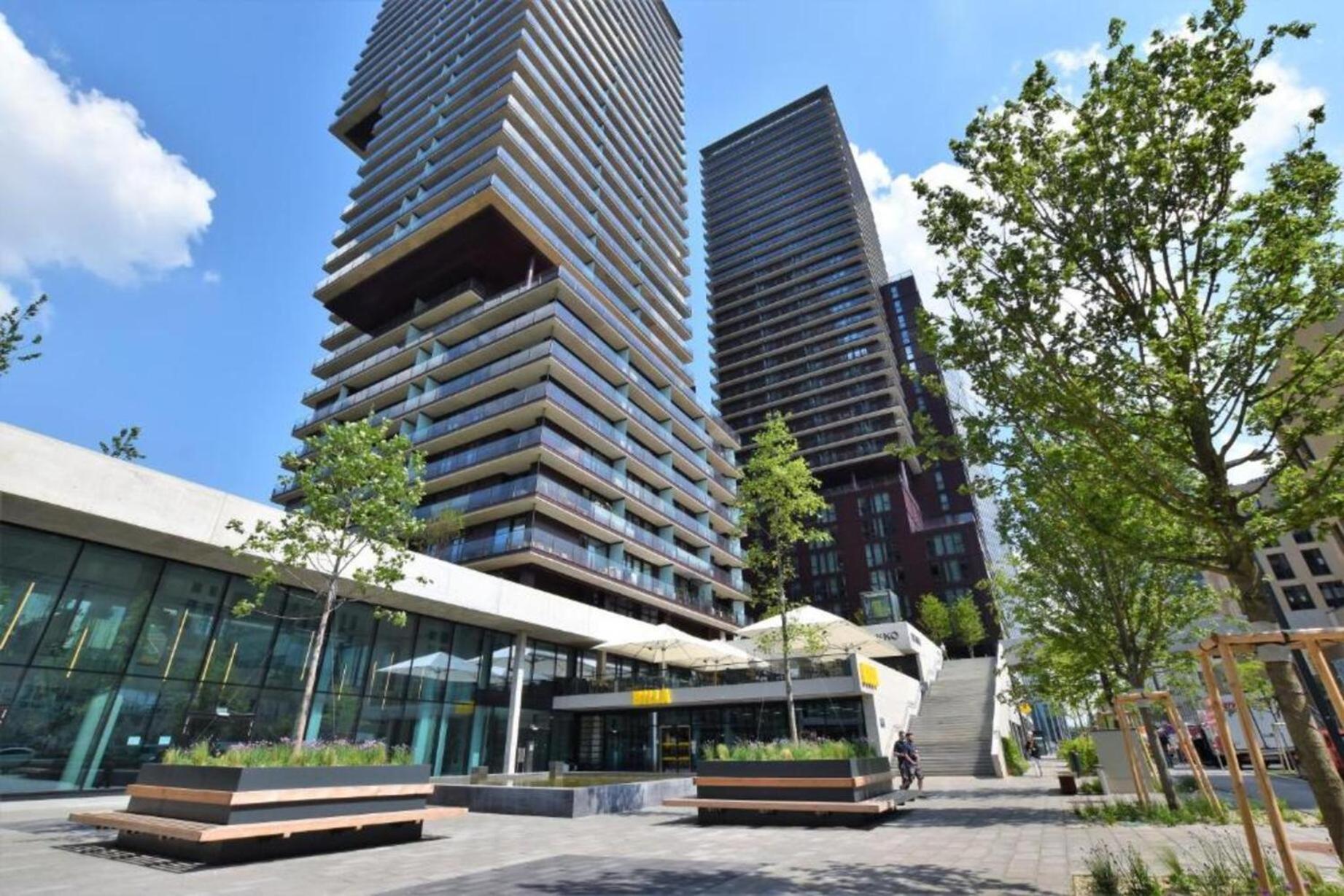 Luxury Penthouse I Rooftop Pool I Self Check-In Вена Экстерьер фото