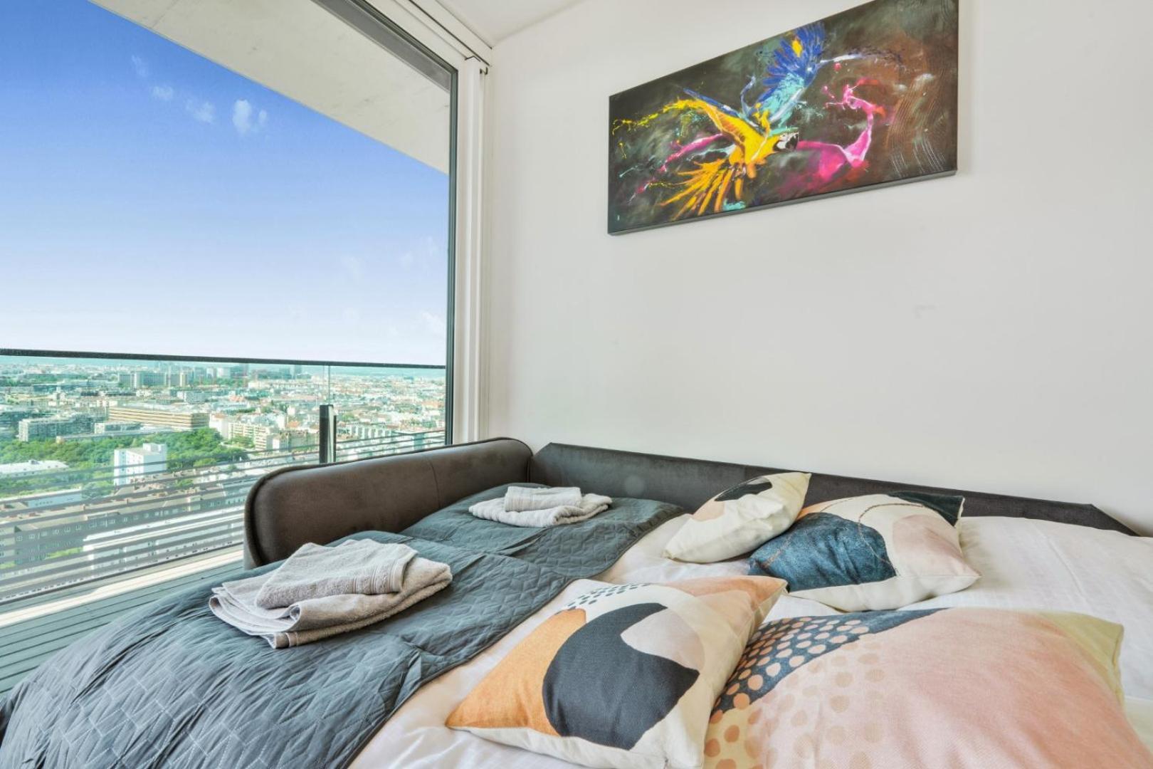 Luxury Penthouse I Rooftop Pool I Self Check-In Вена Экстерьер фото